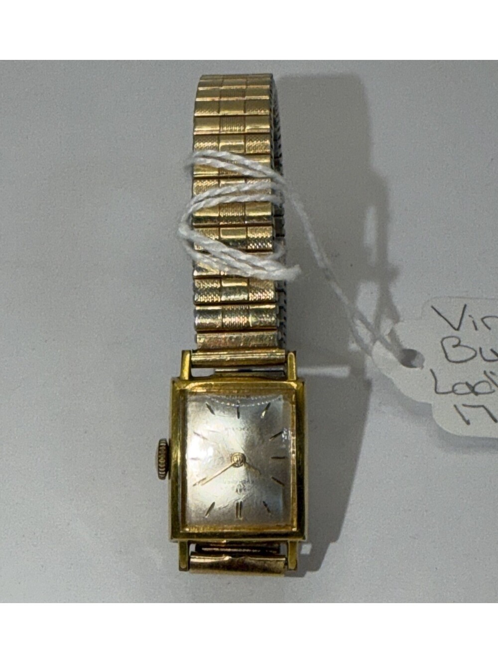 Vintage Bucherer Ladies Watch 17 Jewels Swiss Manual Wind Gold Tone